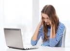 CBOS: Polacy coraz chętniej składają PIT-y przez internet
